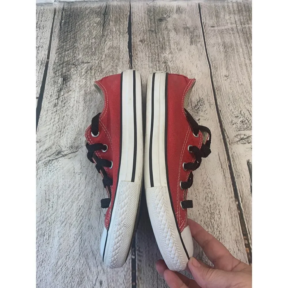 CONVERSE Unisex Kids Red Low Top All Star Sneakers / Size: 3